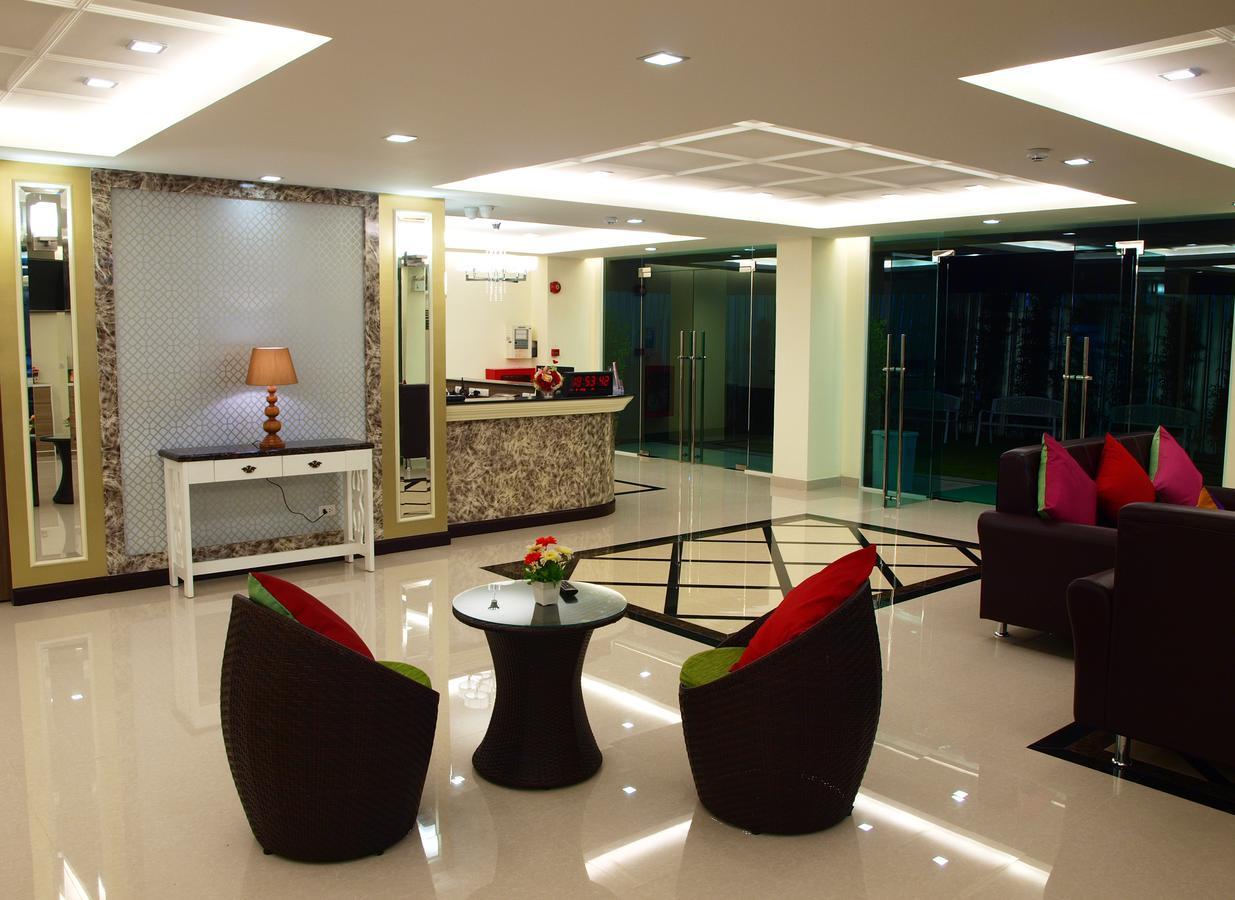 Hotel V Residencia Pattaya Exterior foto